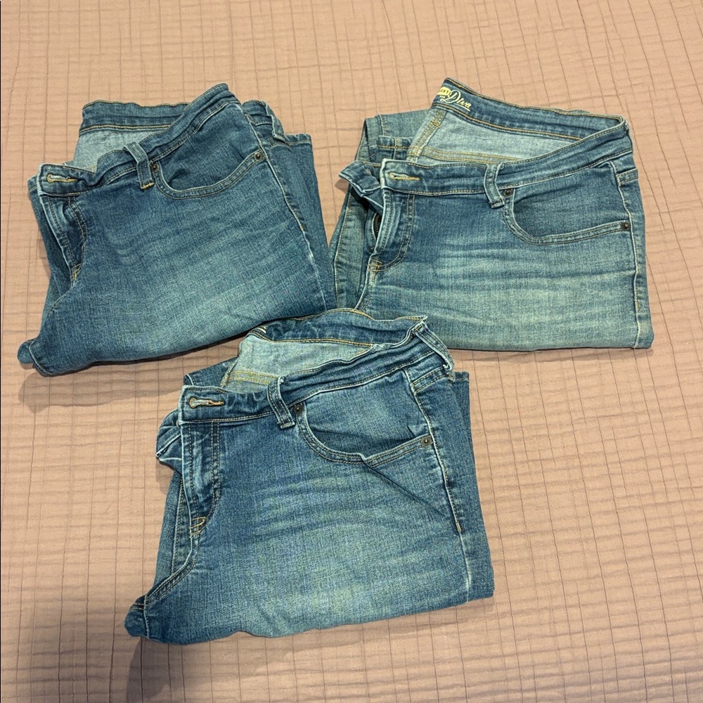 3 pairs of Old Navy Diva Women's Jeans